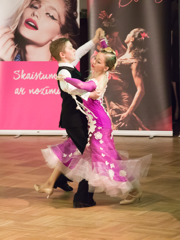 Edvards & Tifānija Edvards & Tifānija